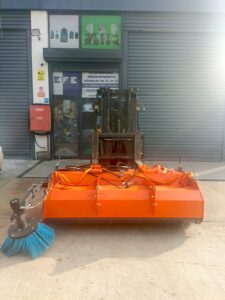 forklift süpürme makinesi